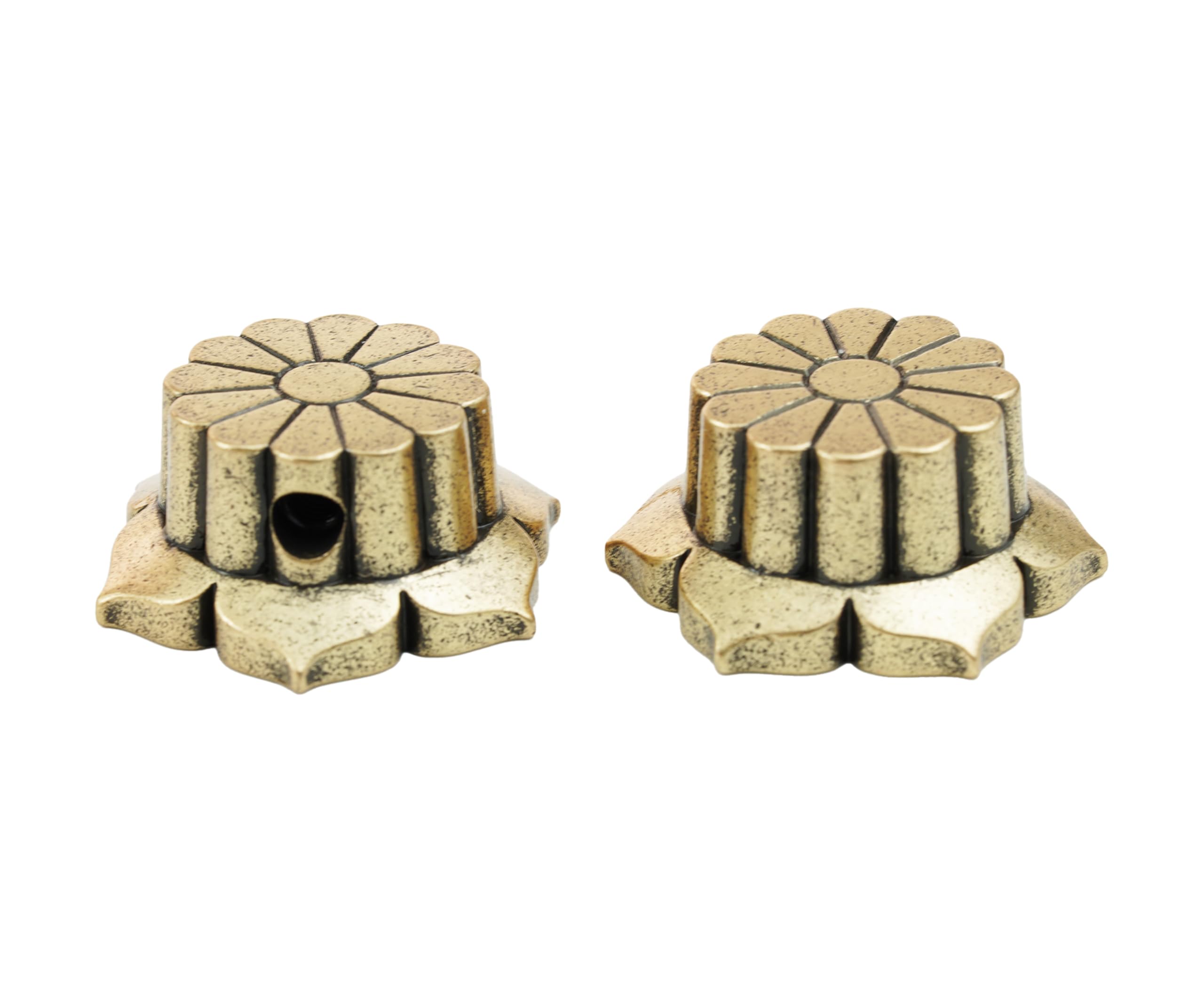 Guyker Guitar Bell Potentiometer Control Knobs Dia. 6mm Shaft Pots, 3PCS Brass Flower Style Top Hat Speed Tone Volume Switch Cap Replacement for Electric Guitar Bass (NKB-006, Old Brass) - Image 4